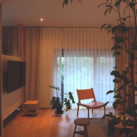 At Corner Resort & Garden Чеджу Екстериор снимка